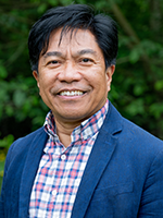 Headshot of Dr. Mariano Mapili, CHASI Faculty Associate in physical geography, biogeography, and agriculture. 