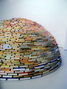 English blog book sculpture