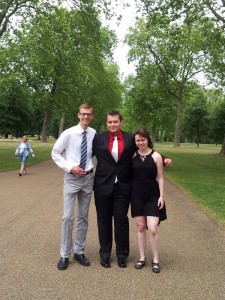 The Canadians with a final walk though Hyde Park before our afternoon lecture! Looking sharp for Closing Ceremonies!